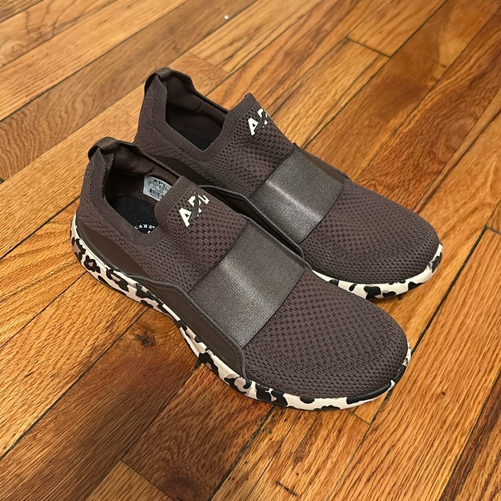 APL TechLoom Bliss - brown and cheetah print